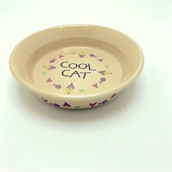 Cool Cat Cream Ceramic Cat Dish Small - Picture 2 of 4